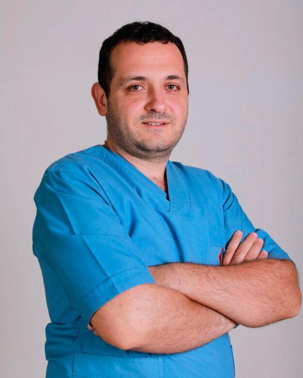 doktor Güzellik uzmanı Michalis Ören